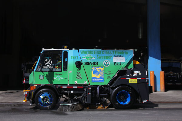 US Hybrid, Street Sweeper, Zero-Emission